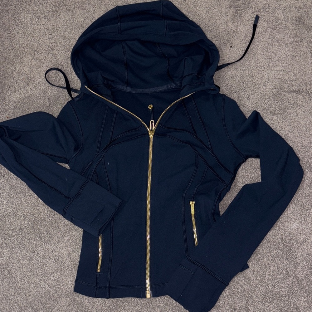 Lululemon Women’s Hooded cropped Zip Jacket - with Gold Accents